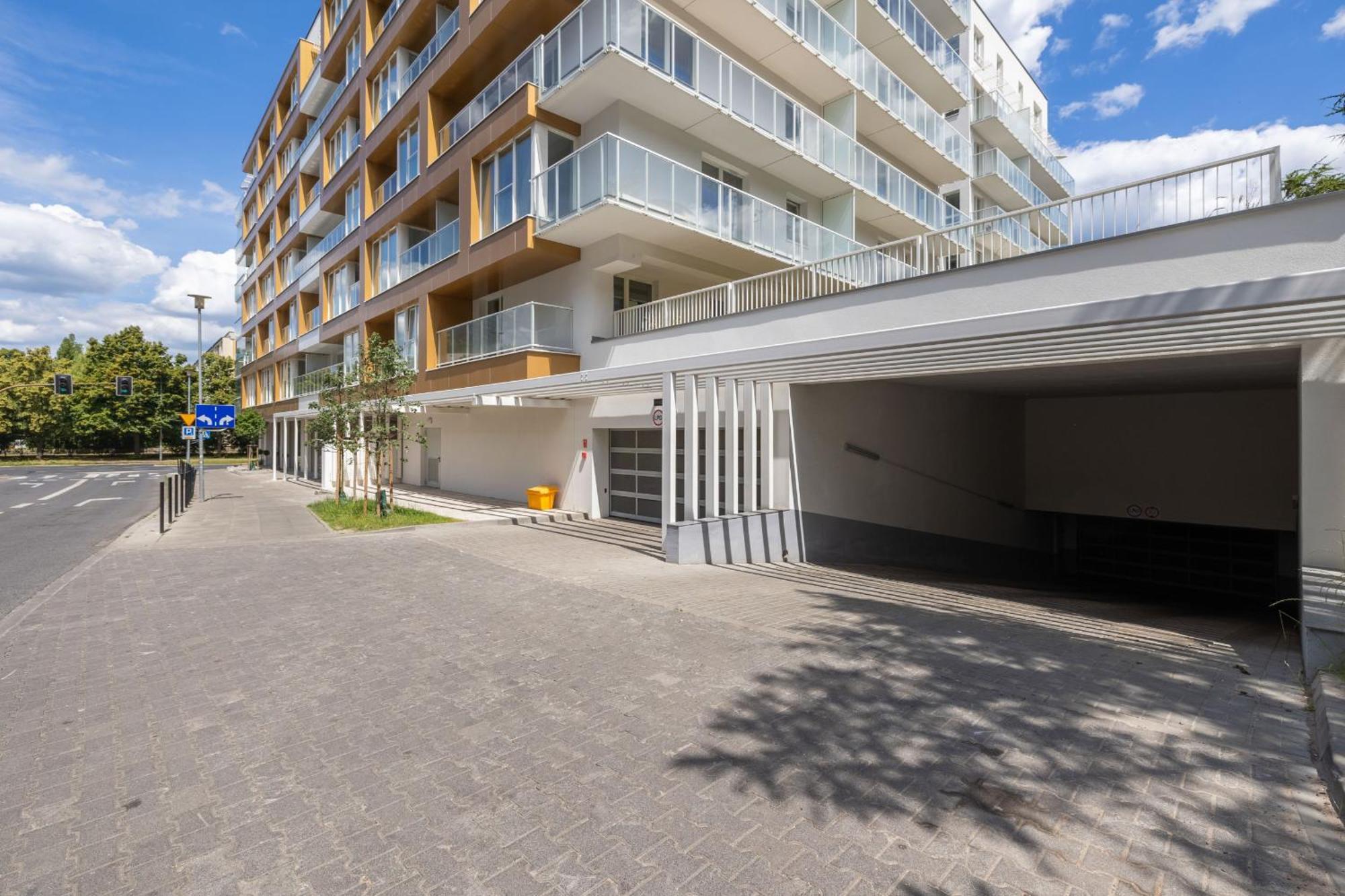 Nowoczesny Apartament Z Parkingiem W Centrum Szczecina By Noclegi Renters Exterior foto